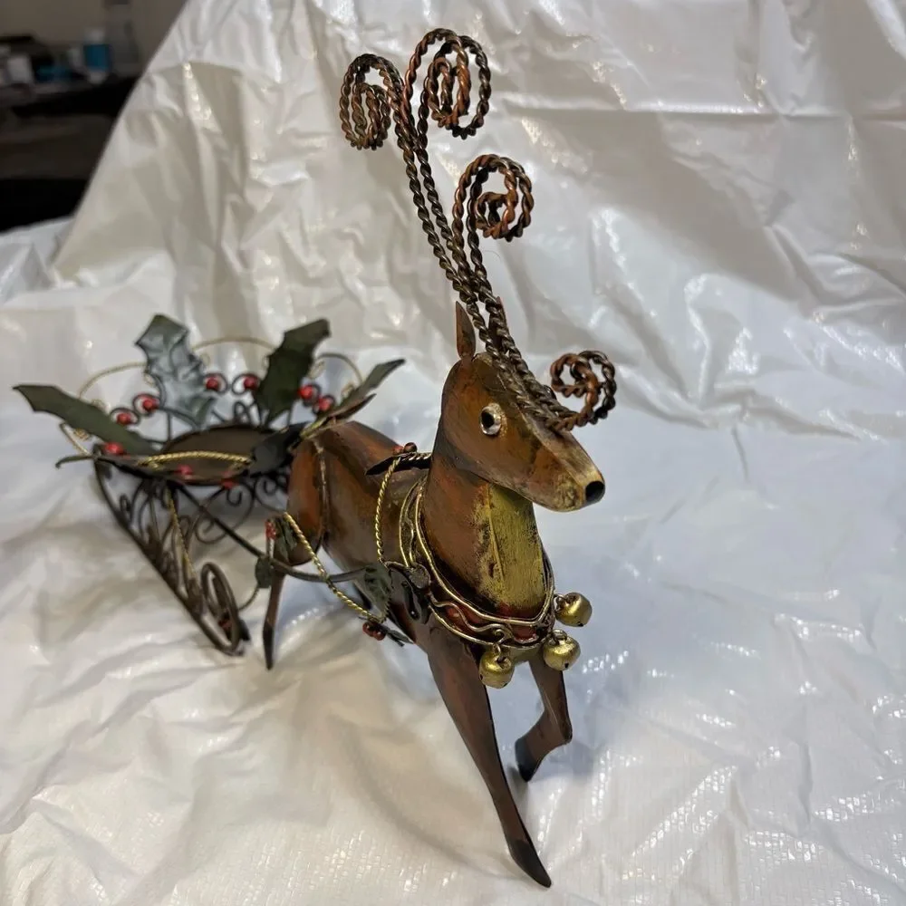 Elegant Reindeer and Sleigh Holiday Decor Candle holder